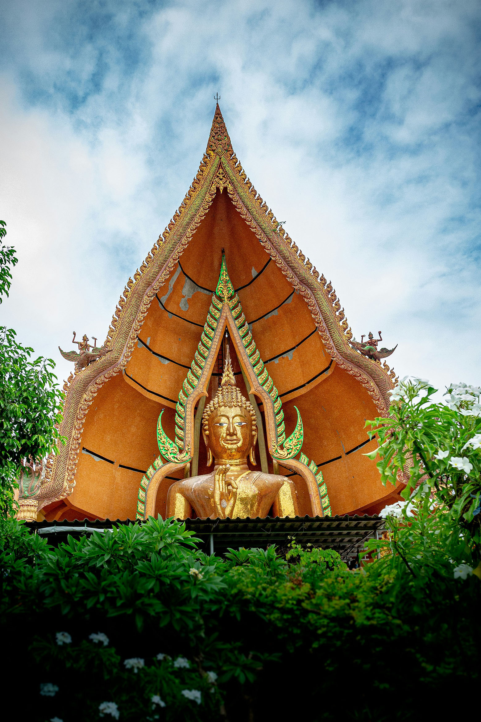 Big-Buddha-Statue-at-Wat-Tham-Sua-Temple-Kanchanaburi-Province
